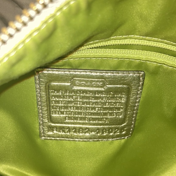 Vintage Rainbow Striped Coach Bag - Picture 10 of 11